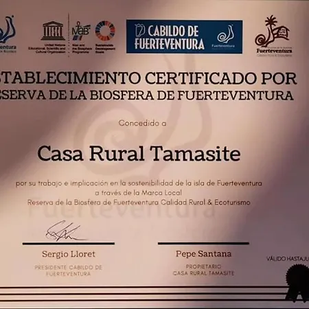 Tamasite Hétvégi ház *