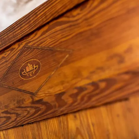 Tamasite Hétvégi ház *