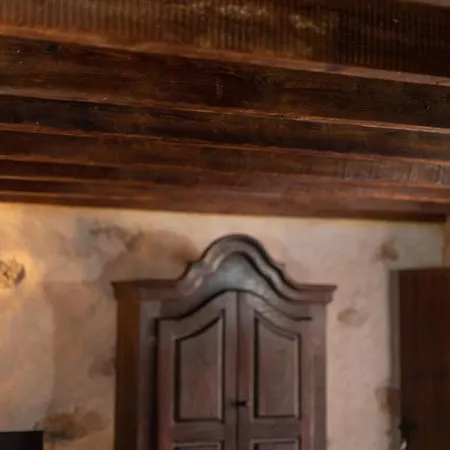 Tamasite Country house *