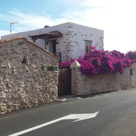 Tamasite Country house *